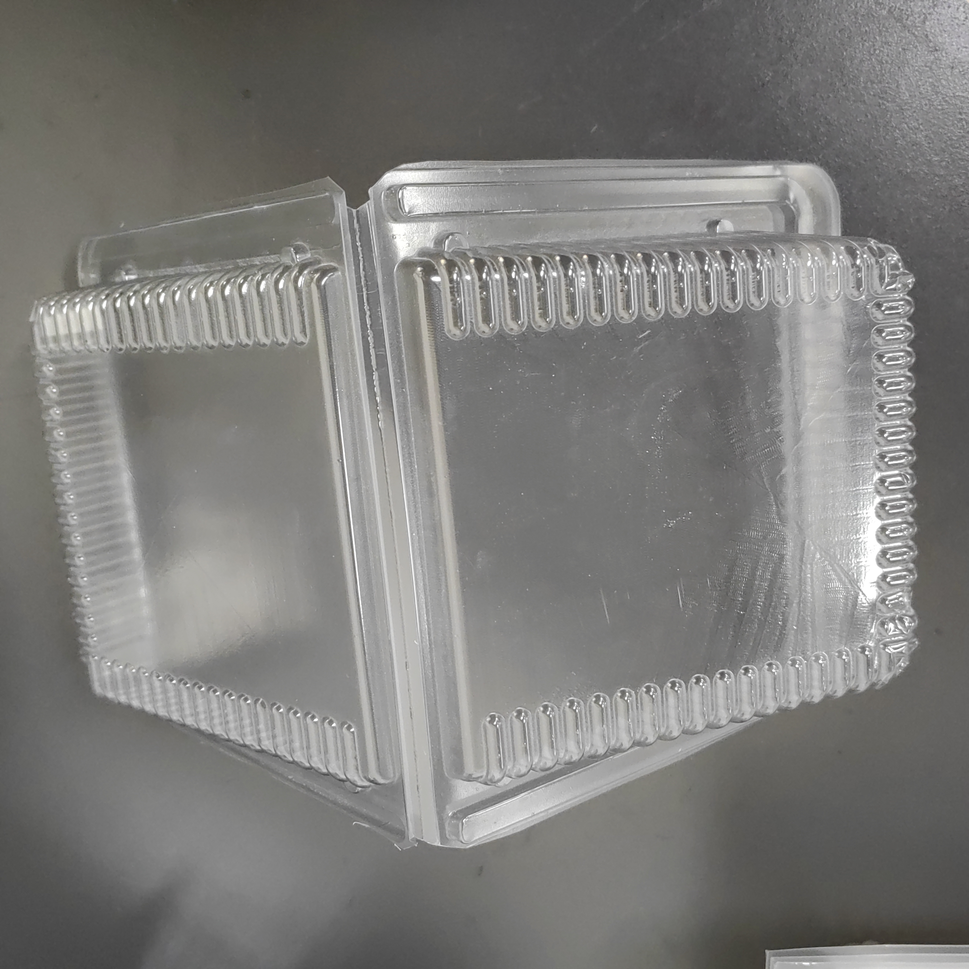 custom sandwich cake box with plastic window