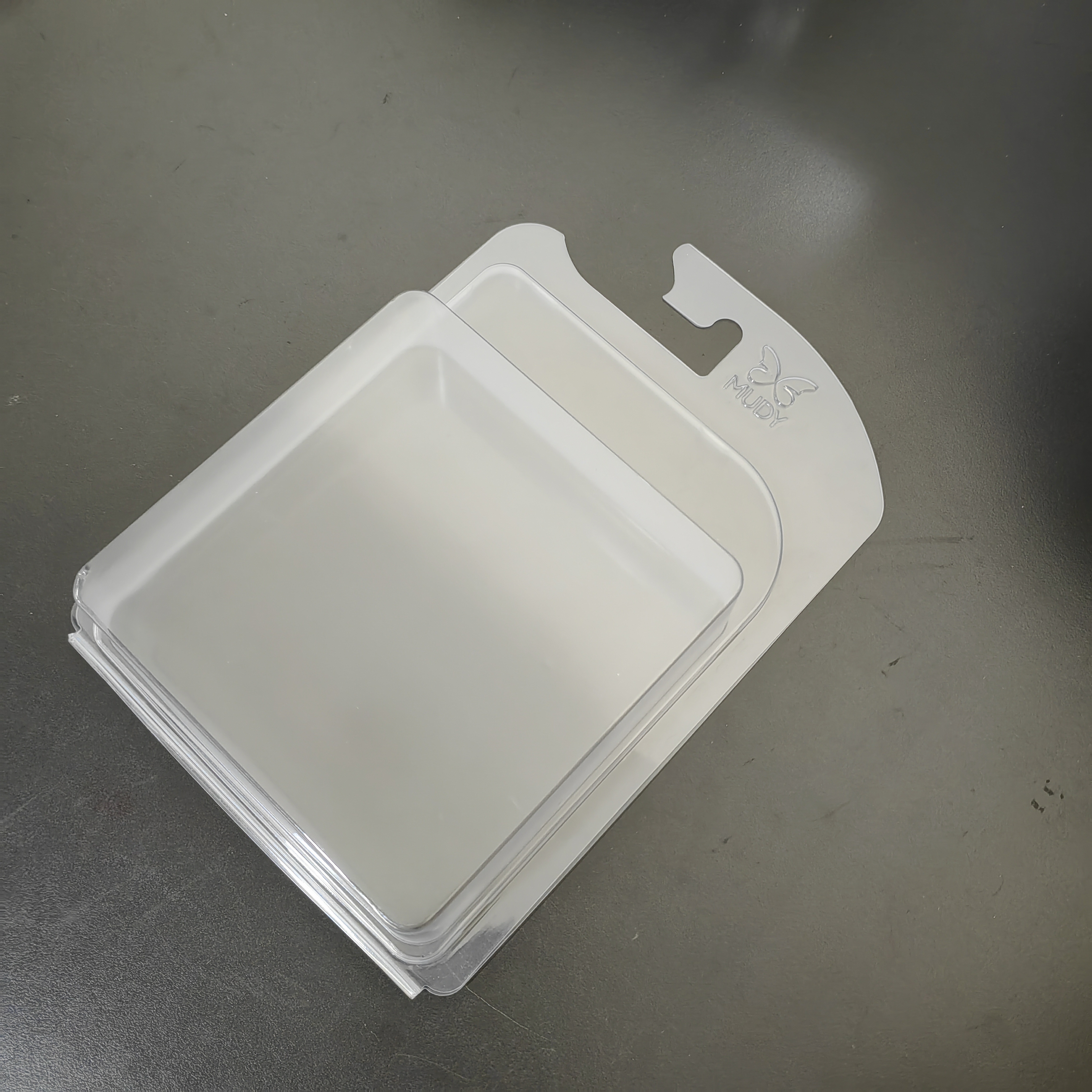 blister packaging clear plastic clamshell