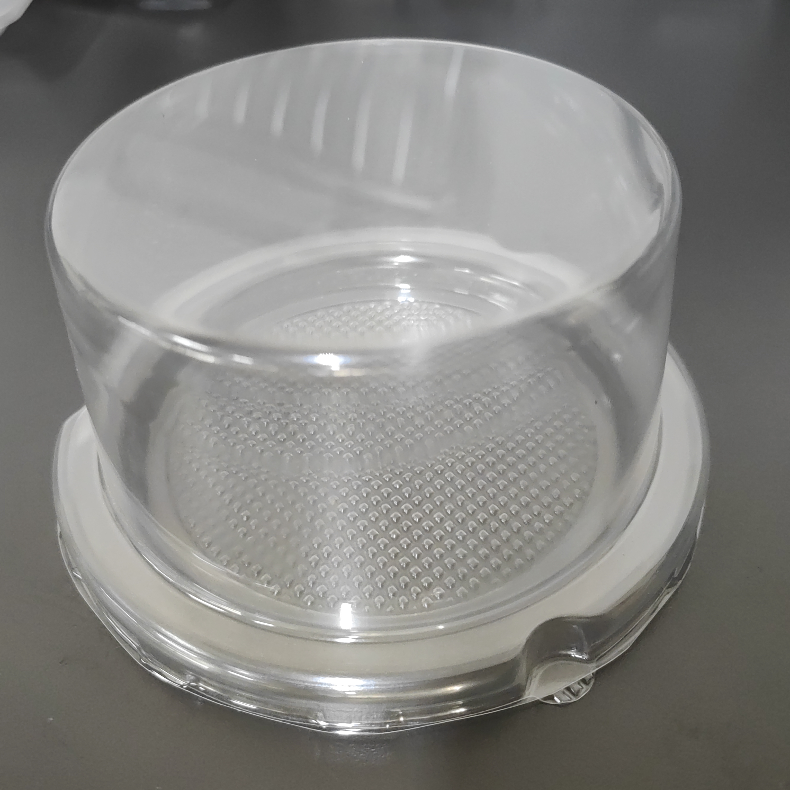 8 inch plastic cake tray