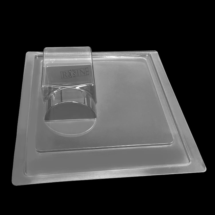 Clamshell hinged vacuum box