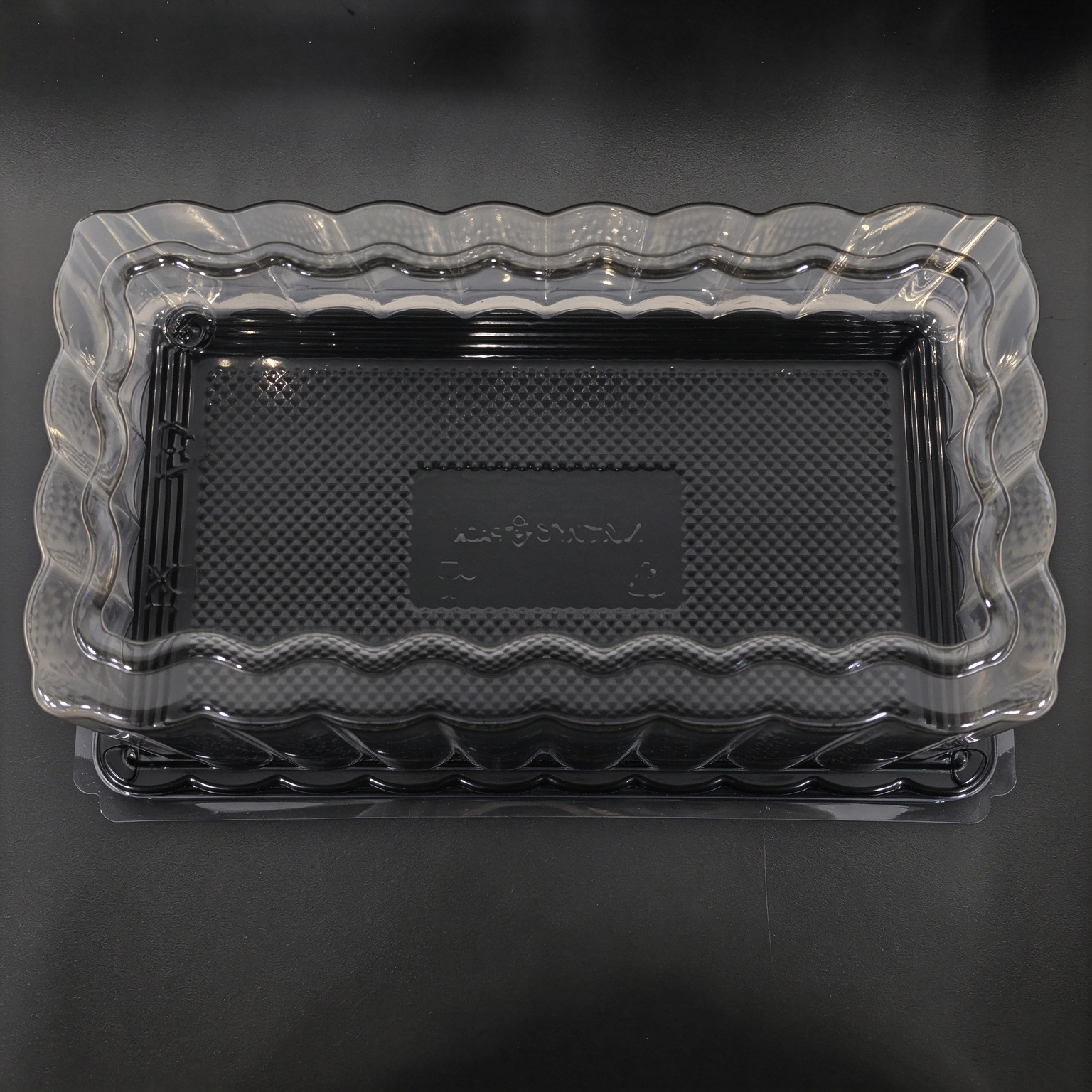 golden plastic cake box
