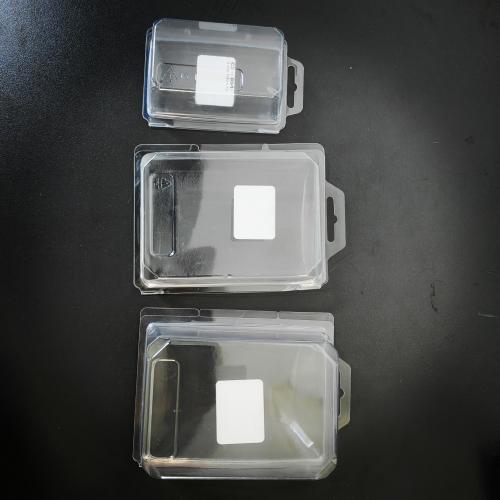 clamshell packaging